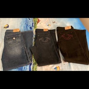 3PRS BOYS TRUE RELIGION JEANS:1 DRK BLK 14 REG,1 DRK BL 14 SLIM,1 LGT BL 16 REG
